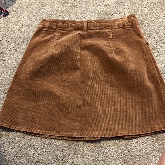 brandy melville skirt - Picture 3 of 3